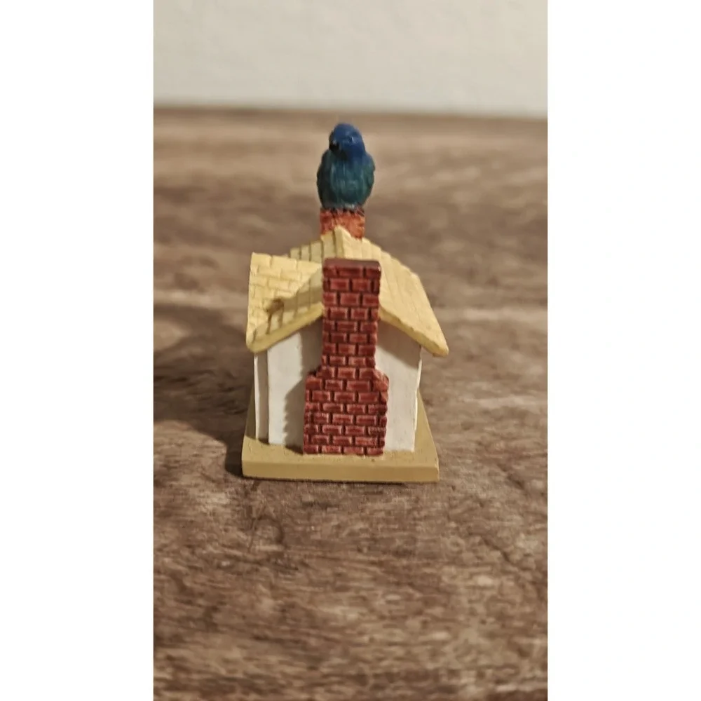 LENOX Garden Bird House Miniature - Indigo Bunting on Plantation - 2